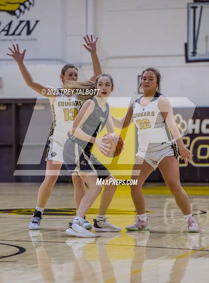 Thumbnail 2 in Rush-Henrietta @ Honeoye Falls-Lima photogallery.