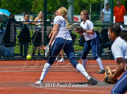 Thumbnail 2 in Everett vs Juanita (WIAA 3A State Final) photogallery.