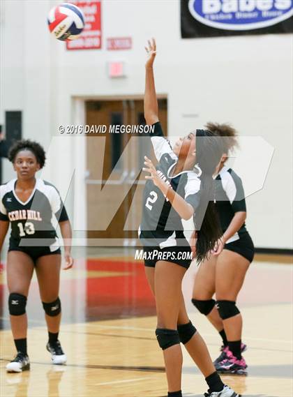 Thumbnail 3 in DeSoto @ Cedar Hill photogallery.