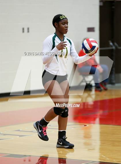 Thumbnail 3 in DeSoto @ Cedar Hill photogallery.