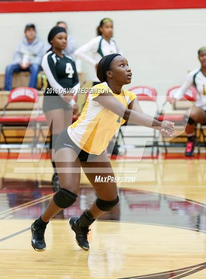 Thumbnail 1 in DeSoto @ Cedar Hill photogallery.
