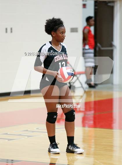 Thumbnail 1 in DeSoto @ Cedar Hill photogallery.