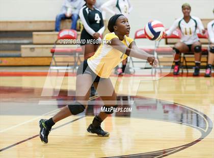 Thumbnail 3 in DeSoto @ Cedar Hill photogallery.