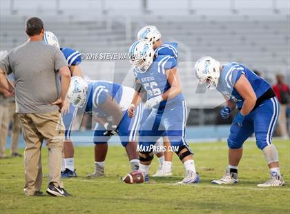 Thumbnail 1 in Coffee County Central @ Lebanon Homecoming photogallery.