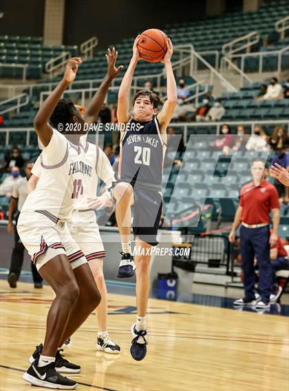 Thumbnail 2 in Seven Lakes @ Tompkins photogallery.