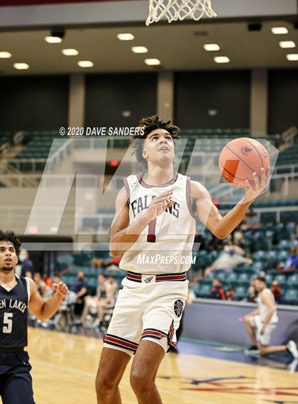 Thumbnail 1 in Seven Lakes @ Tompkins photogallery.