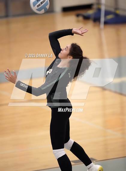 Thumbnail 1 in Langley @ Yorktown photogallery.