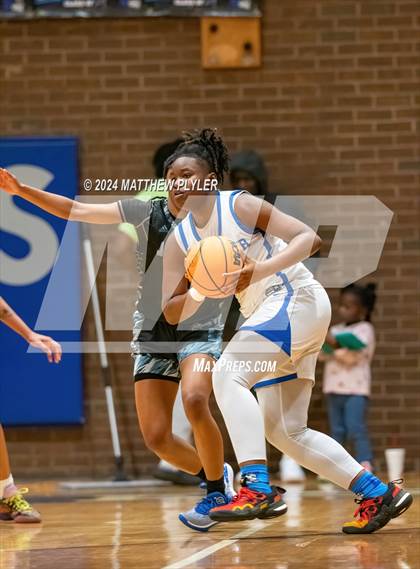 Thumbnail 3 in Overhills @ Westover photogallery.