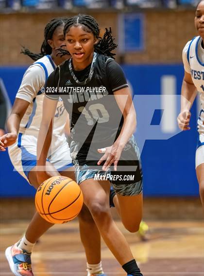 Thumbnail 2 in Overhills @ Westover photogallery.
