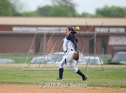Thumbnail 3 in Incarnate Word Academy @ Holy Cross photogallery.