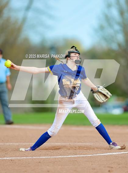 Thumbnail 1 in Bishop Grimes vs Cato-Meridian photogallery.