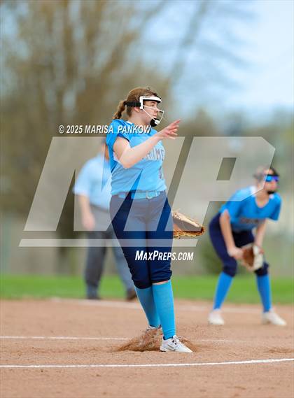Thumbnail 3 in Bishop Grimes vs Cato-Meridian photogallery.