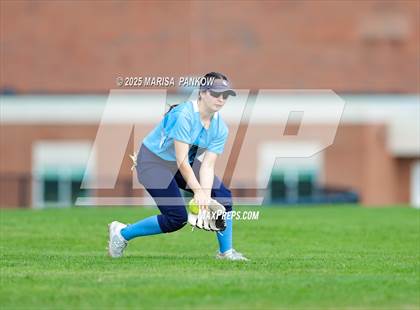 Thumbnail 3 in Bishop Grimes vs Cato-Meridian photogallery.