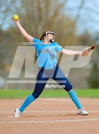 Thumbnail 3 in Bishop Grimes vs Cato-Meridian photogallery.