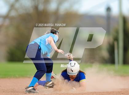 Thumbnail 3 in Bishop Grimes vs Cato-Meridian photogallery.