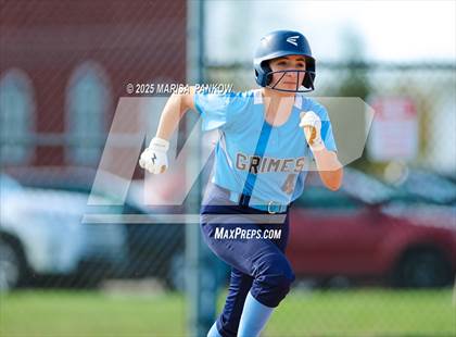 Thumbnail 3 in Bishop Grimes vs Cato-Meridian photogallery.
