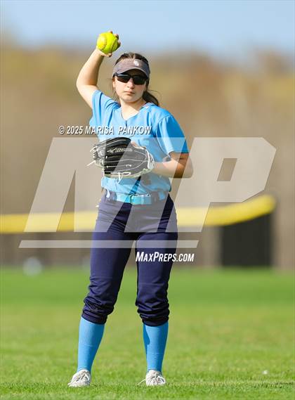 Thumbnail 2 in Bishop Grimes vs Cato-Meridian photogallery.