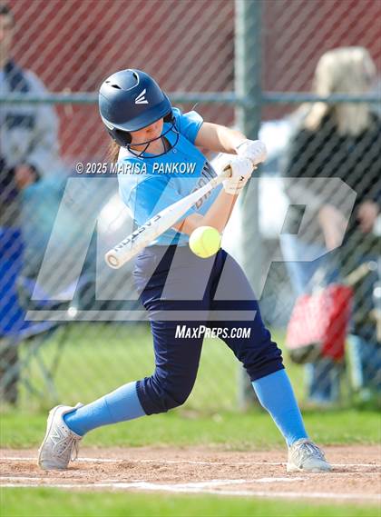 Thumbnail 3 in Bishop Grimes vs Cato-Meridian photogallery.