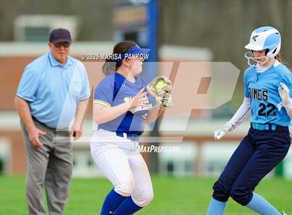 Thumbnail 3 in Bishop Grimes vs Cato-Meridian photogallery.