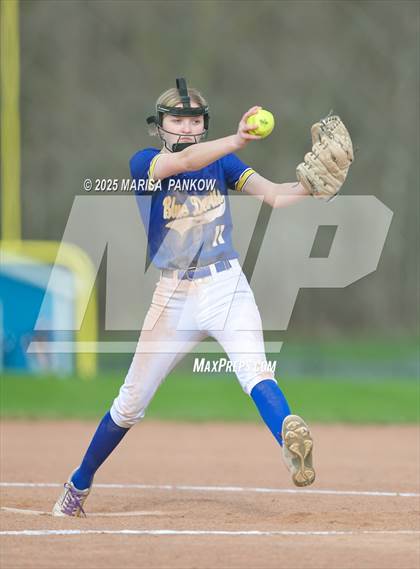 Thumbnail 3 in Bishop Grimes vs Cato-Meridian photogallery.