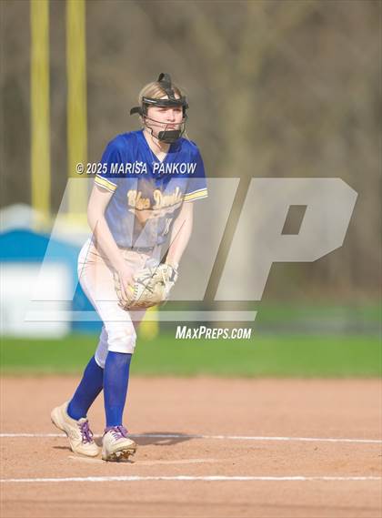 Thumbnail 2 in Bishop Grimes vs Cato-Meridian photogallery.