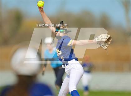 Thumbnail 1 in Bishop Grimes vs Cato-Meridian photogallery.