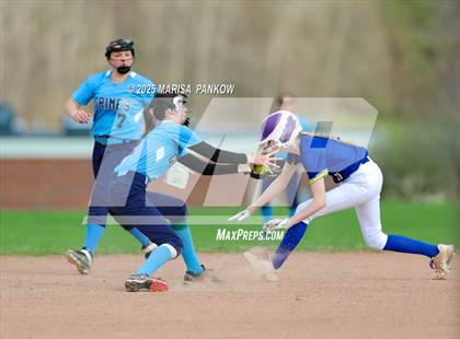 Thumbnail 3 in Bishop Grimes vs Cato-Meridian photogallery.