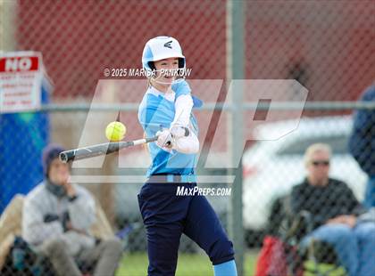 Thumbnail 3 in Bishop Grimes vs Cato-Meridian photogallery.