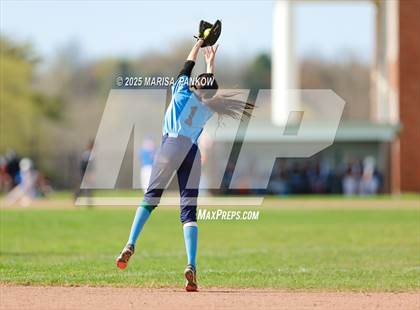 Thumbnail 3 in Bishop Grimes vs Cato-Meridian photogallery.