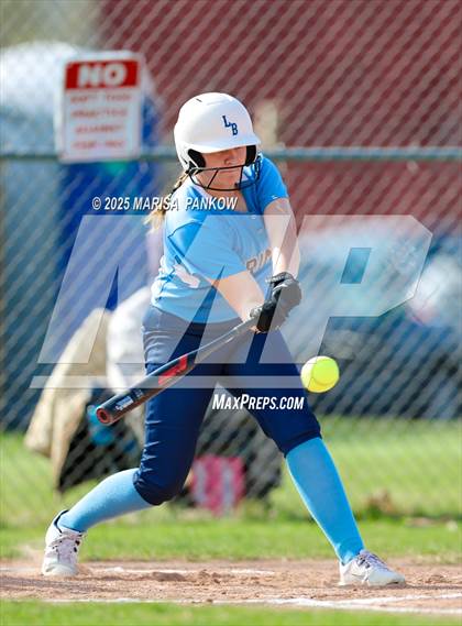 Thumbnail 3 in Bishop Grimes vs Cato-Meridian photogallery.