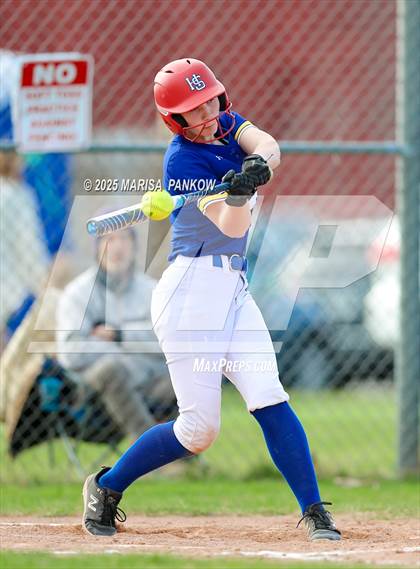 Thumbnail 3 in Bishop Grimes vs Cato-Meridian photogallery.