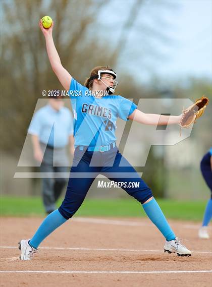 Thumbnail 3 in Bishop Grimes vs Cato-Meridian photogallery.