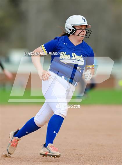 Thumbnail 1 in Bishop Grimes vs Cato-Meridian photogallery.