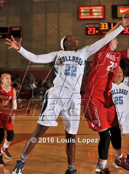 Thumbnail 3 in Centennial @ Mater Dei (Nike Extravaganza) photogallery.