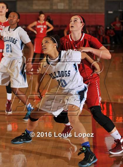 Thumbnail 1 in Centennial @ Mater Dei (Nike Extravaganza) photogallery.