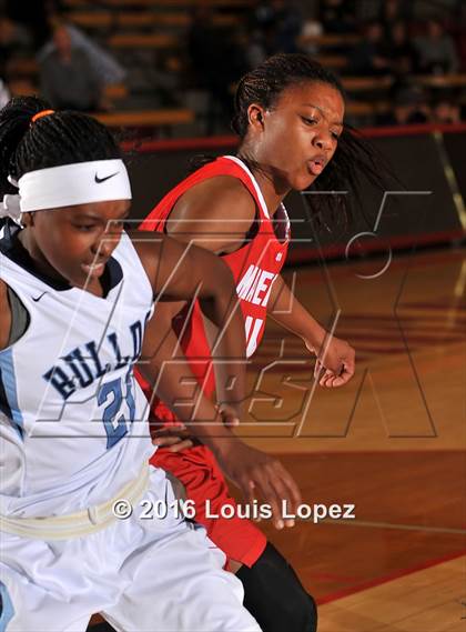 Thumbnail 1 in Centennial @ Mater Dei (Nike Extravaganza) photogallery.