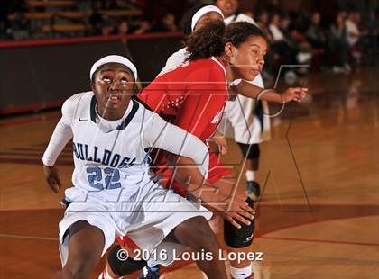 Thumbnail 2 in Centennial @ Mater Dei (Nike Extravaganza) photogallery.