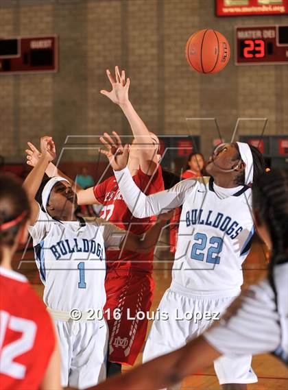 Thumbnail 1 in Centennial @ Mater Dei (Nike Extravaganza) photogallery.