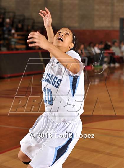 Thumbnail 3 in Centennial @ Mater Dei (Nike Extravaganza) photogallery.