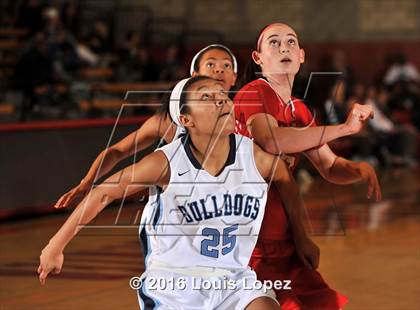 Thumbnail 2 in Centennial @ Mater Dei (Nike Extravaganza) photogallery.