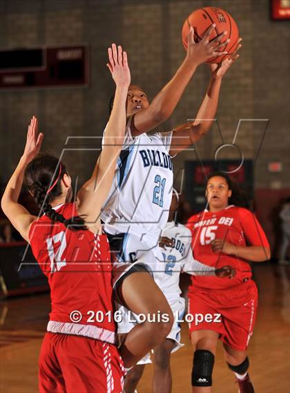 Thumbnail 2 in Centennial @ Mater Dei (Nike Extravaganza) photogallery.
