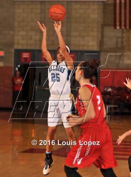 Thumbnail 1 in Centennial @ Mater Dei (Nike Extravaganza) photogallery.