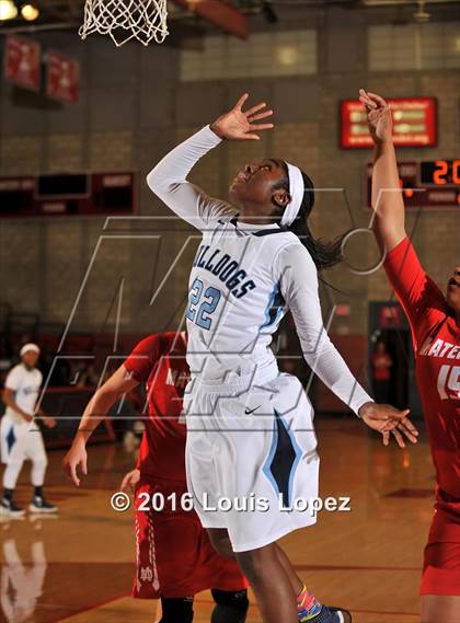 Thumbnail 2 in Centennial @ Mater Dei (Nike Extravaganza) photogallery.