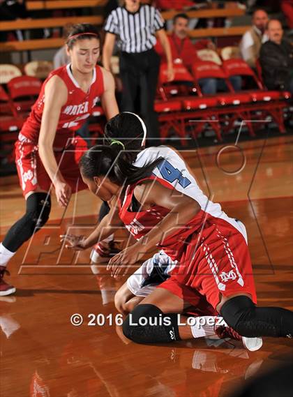 Thumbnail 1 in Centennial @ Mater Dei (Nike Extravaganza) photogallery.