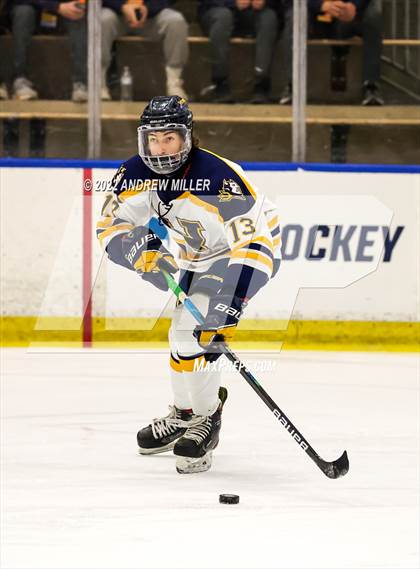 Thumbnail 2 in West Genesee vs. Victor  (NYSPHSAA D1 Semifinal) photogallery.