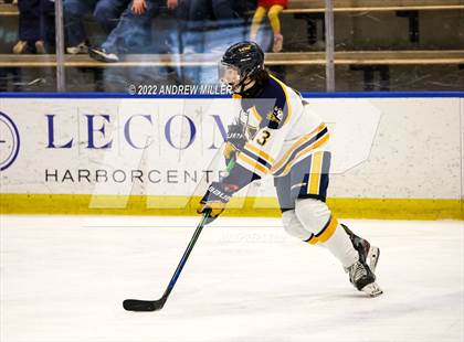 Thumbnail 3 in West Genesee vs. Victor  (NYSPHSAA D1 Semifinal) photogallery.