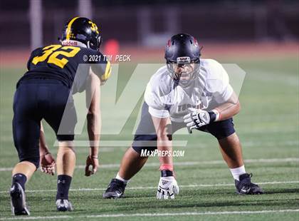 Thumbnail 1 in Tustin @ Foothill photogallery.