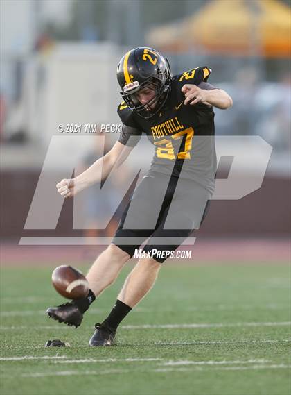 Thumbnail 1 in Tustin @ Foothill photogallery.