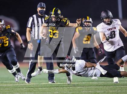 Thumbnail 1 in Tustin @ Foothill photogallery.