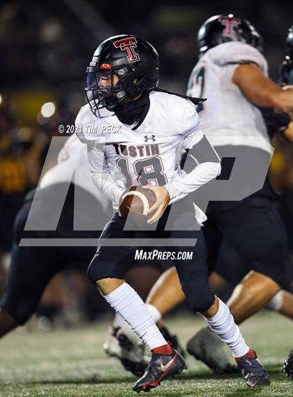 Thumbnail 1 in Tustin @ Foothill photogallery.